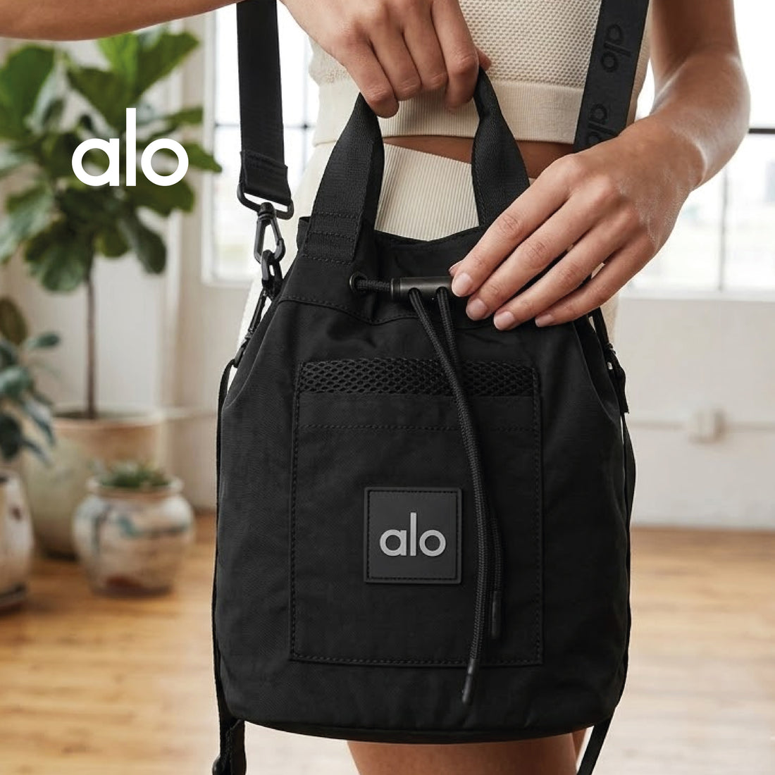 ALO YOGA BUCKET CROSSBODY BAG