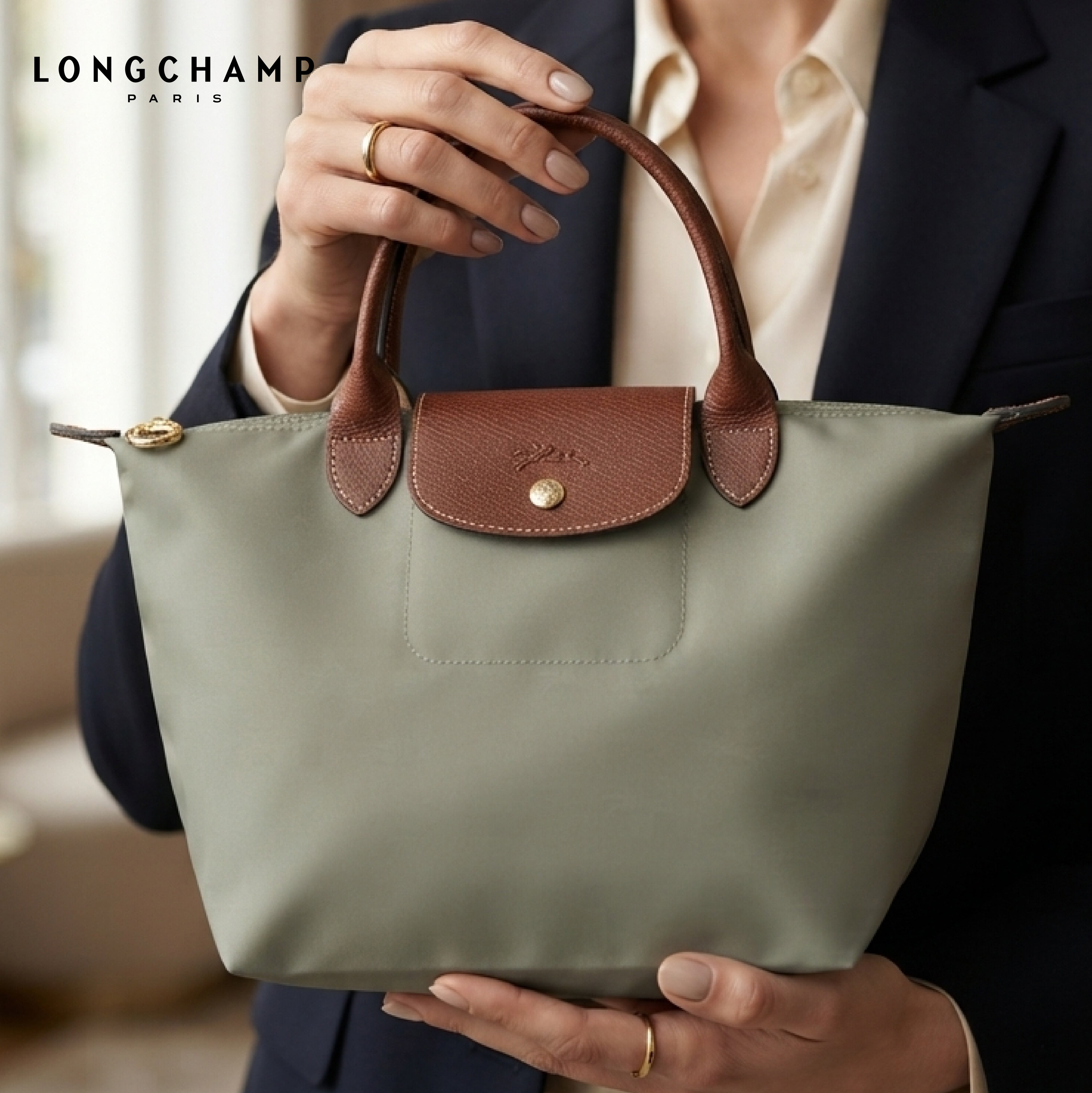 LONGCHAMP Women's Medium Le Pliage Original Bag